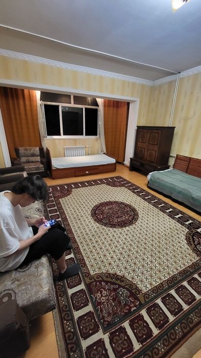 Срочно! Юнусобад 4.  1/3/4 Франция планировка, второй дом от дороги кр