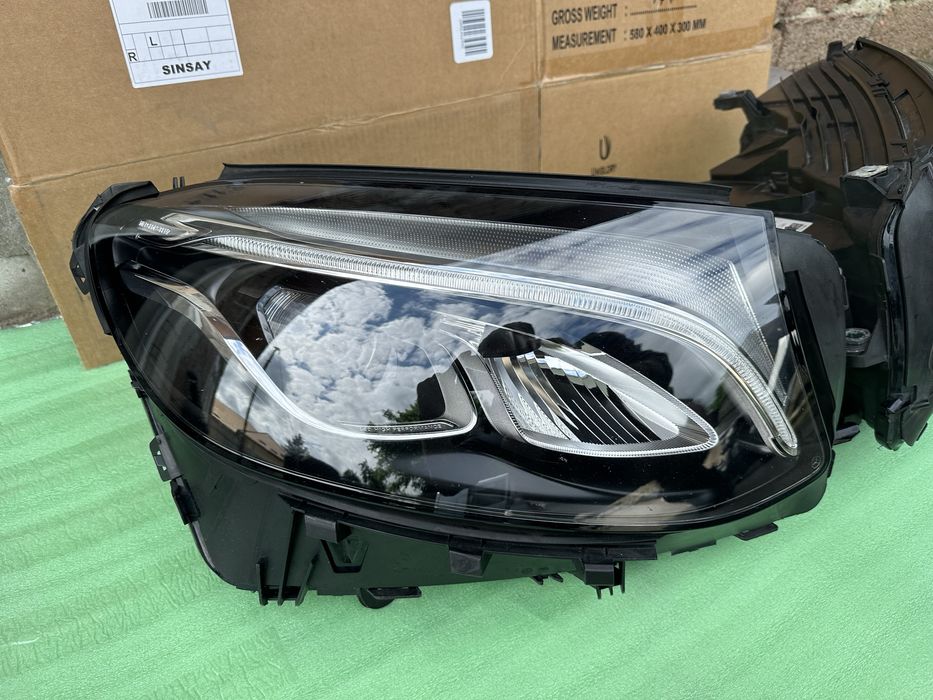 Faruri, Far stanga / Far dreapta Mercedes GLC C253, X253