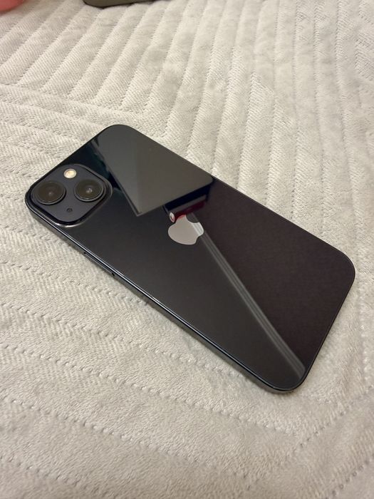 Продам iphone 13