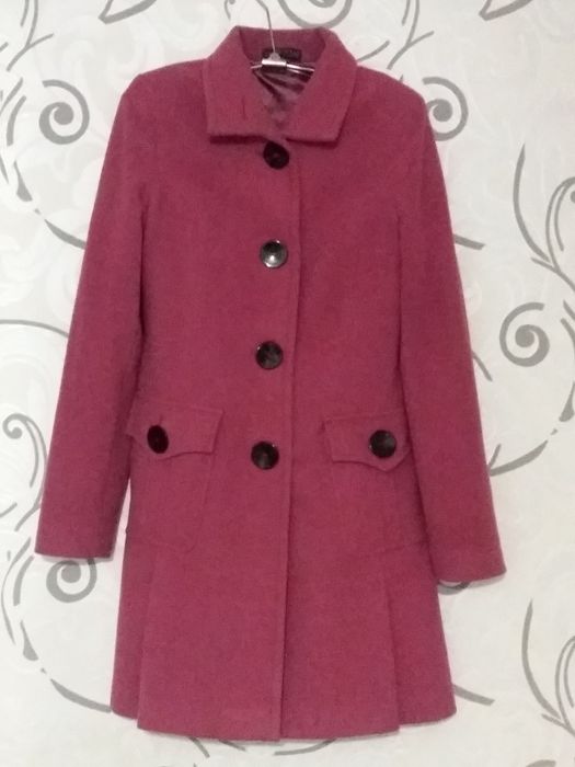 Продам пальто женское