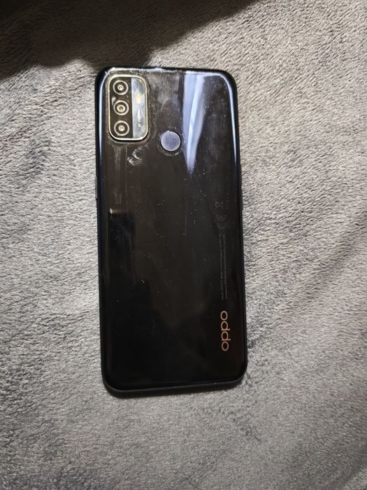 Телефон Oppo A53 не новый