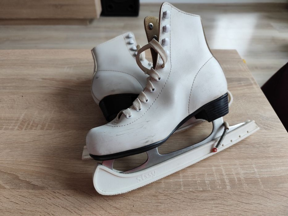 Кънки за лед, естествена кожа, фигурно пързаляне номер 35