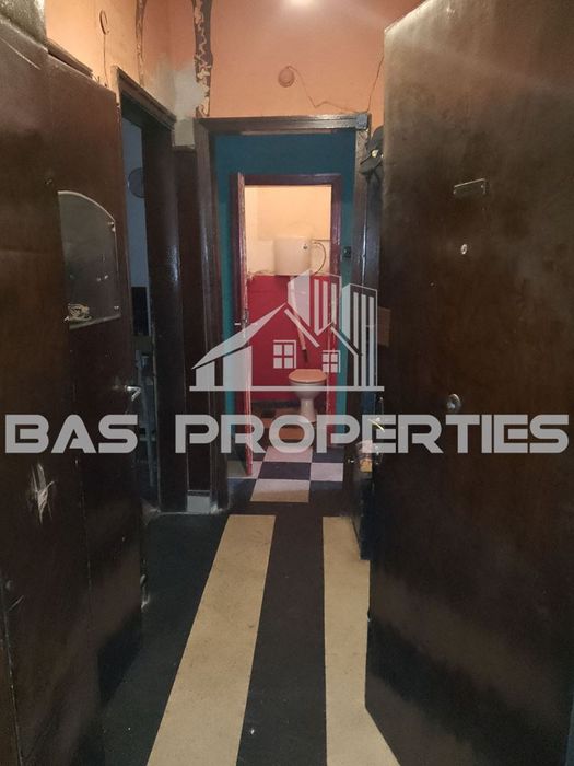 Продава се Двустаен апартамент в София, Център - 63 кв.м за 3810 €/кв.м - Снимка #8