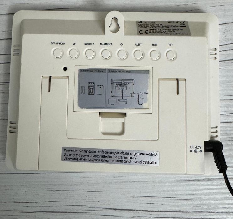 Statie meteo radio controlată cu ceas