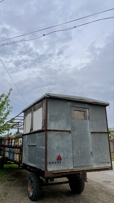 Пцеловод с вагон