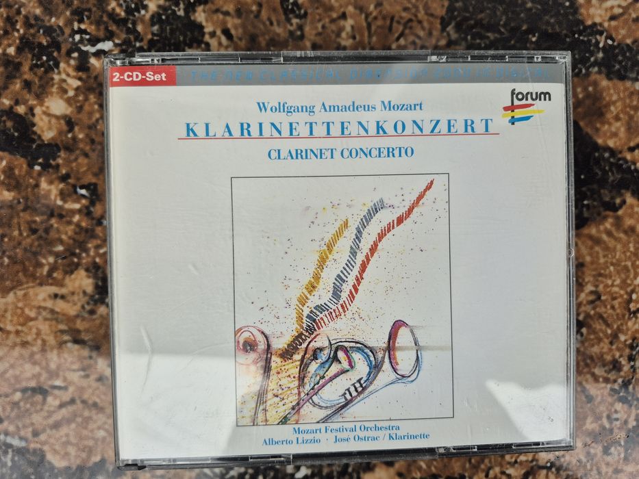 Vand  Lot 16 CD cu muzică clasică mixta  made in Germany

Artiști:

-
