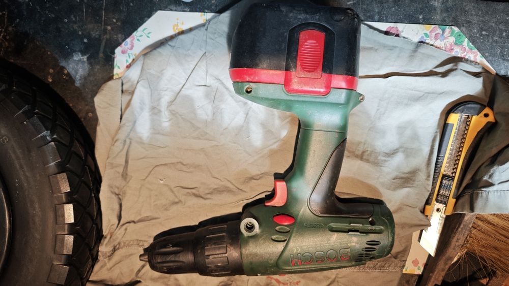 Masina de găurit Bosch PSB 24-2