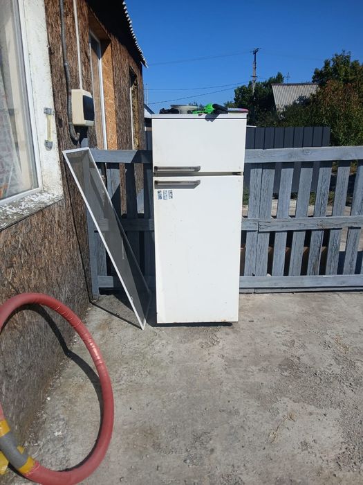 Холодильник на мирном