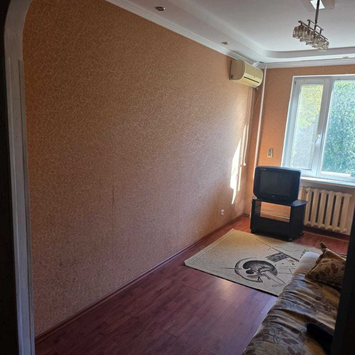 Продается 3 ком кв  8 школа