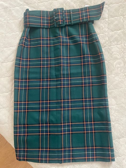 Юбка Zara прямая ниже колена новая