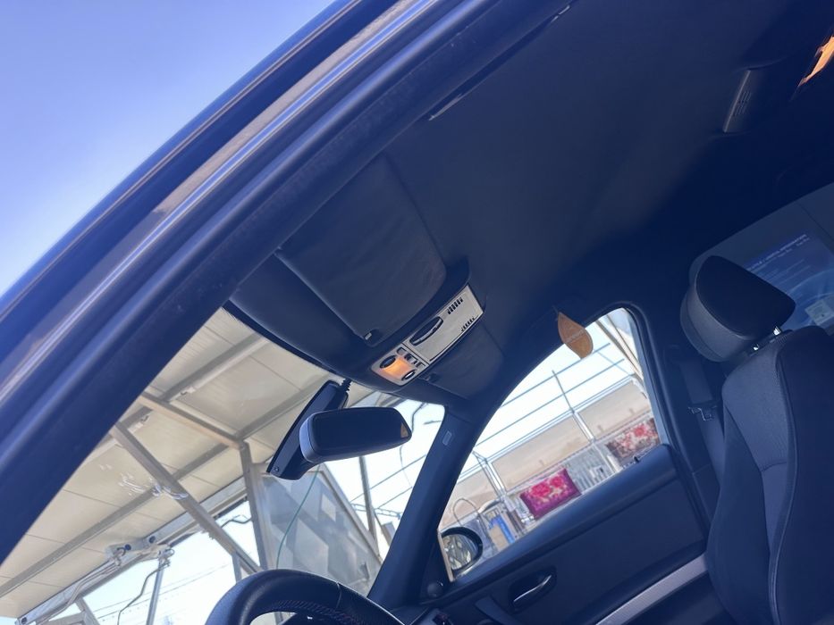 BMW 320D  E90  Automată Pachet M