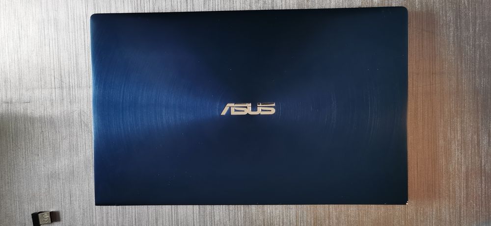 Asus Zenbook UX433F