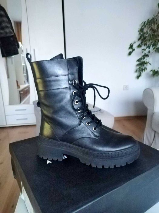 Дамски боти SISLEY - номер 37