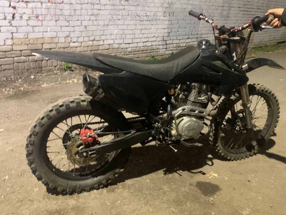 Эндуро 250 кубов