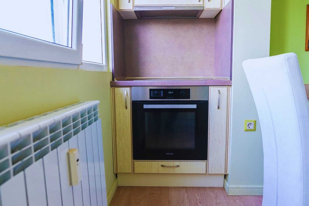 Дава се под наем Тристаен апартамент в София, Красно село - 92 кв.м за 663 € - Снимка #14