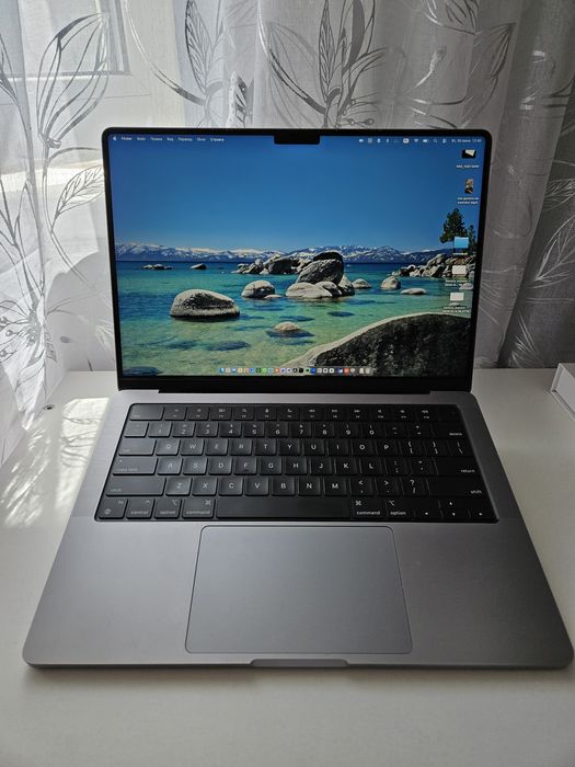 Продам Macbook pro 14 дюйм, 16 512gb 85% акб