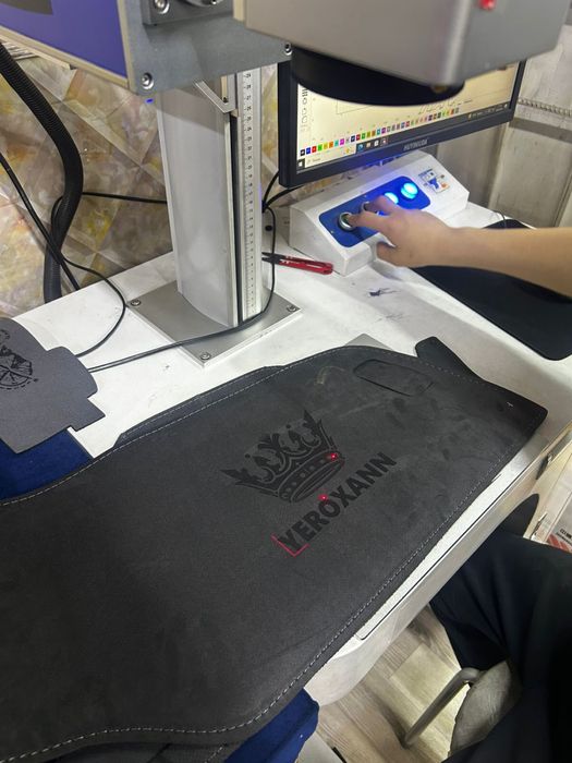 Алькантара на панель