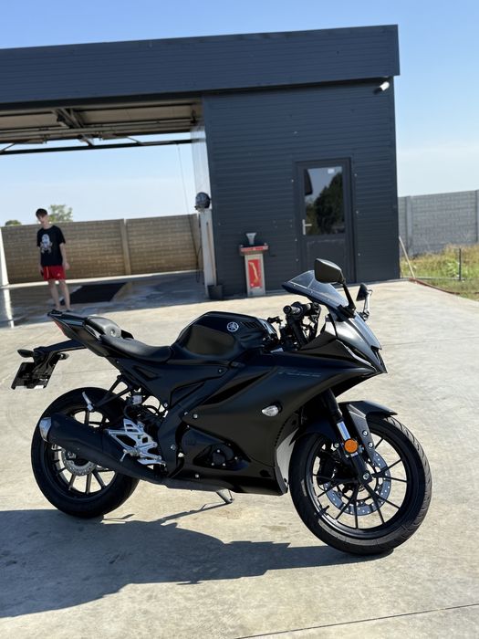 YAMAHA YZF R125 2023