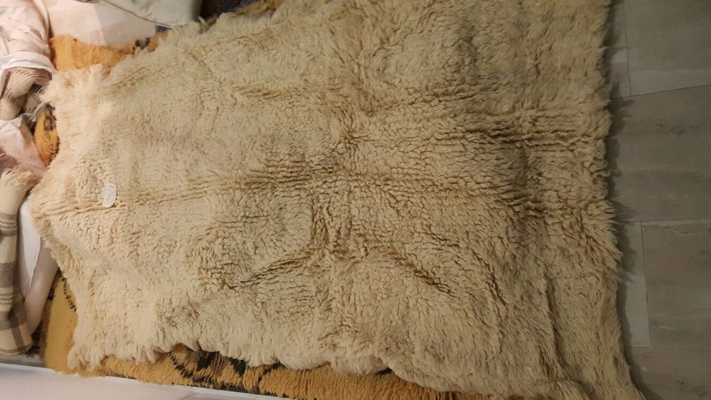 Китеници и родопски одеяла чисто нови!