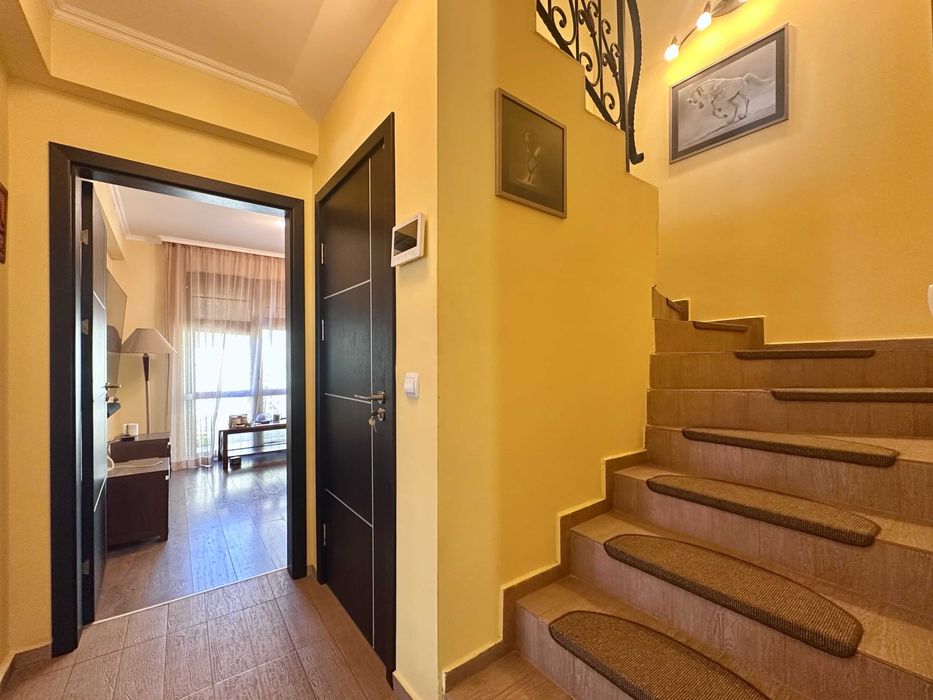 Продава се Къща в с. Кошарица, Област Бургас - 239 кв.м за 2406 €/кв.м - Снимка #10