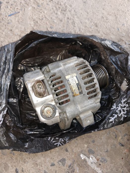 Генератор 3 штекер камри 2.4