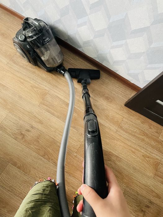 Продам пылесос рабочий