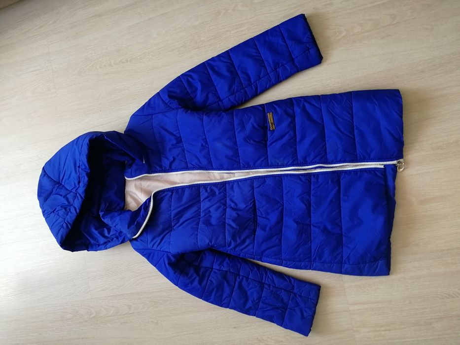 Продам детские куртки