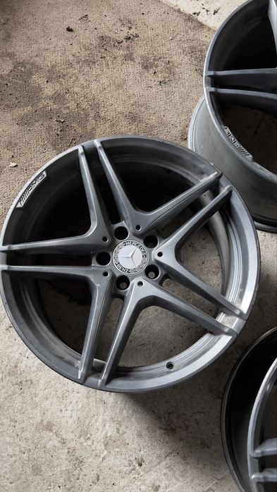 Продам оригинальные диски AMG