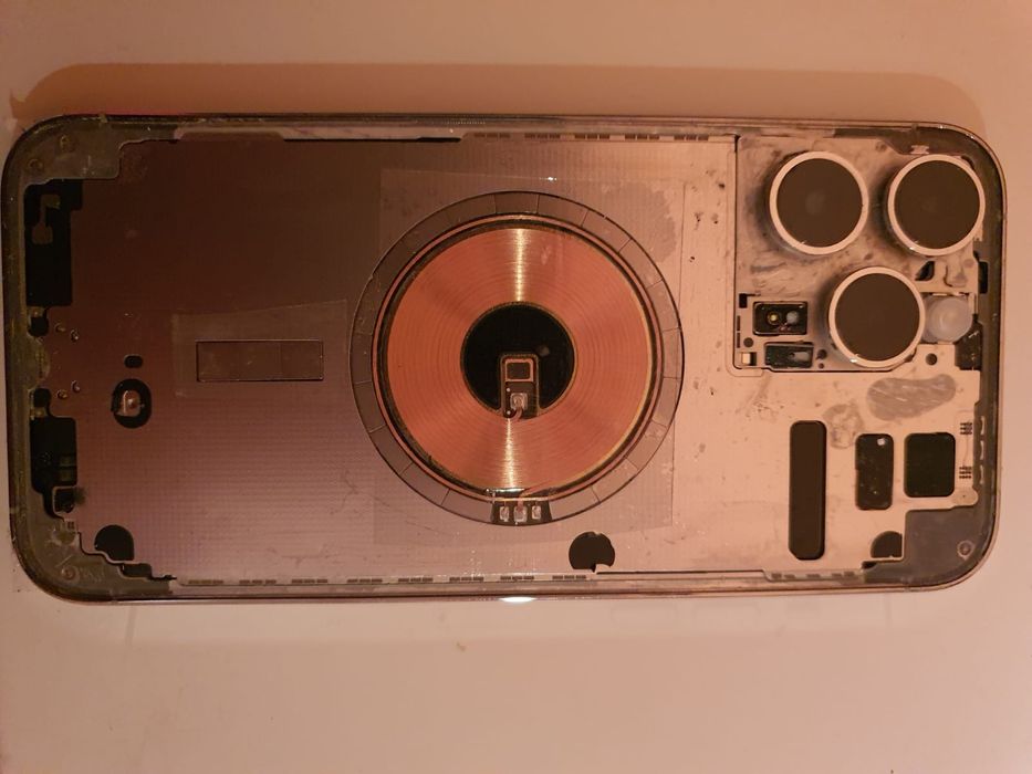 Schimbare sticla / geam / capac spate Iphone 14 Pro max / 14 Pro/ 14