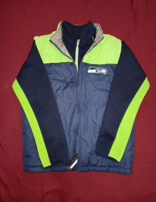 Из США комплект, кофта и двухстороняя желетка,бренда Seattle Seahawks!