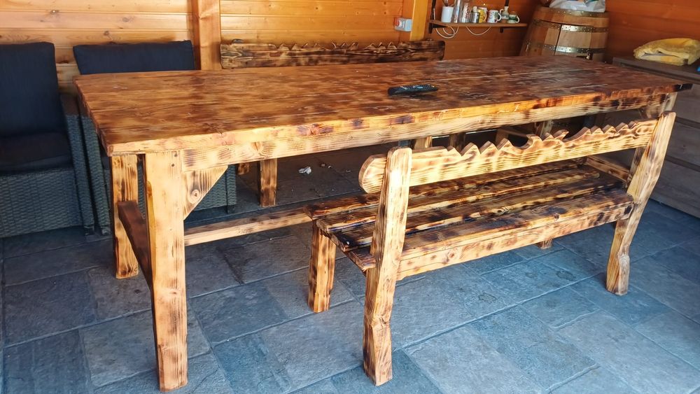Masă lemn masiv si bancuțe