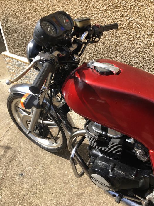 Vand motocicleta Honda CB 400 T