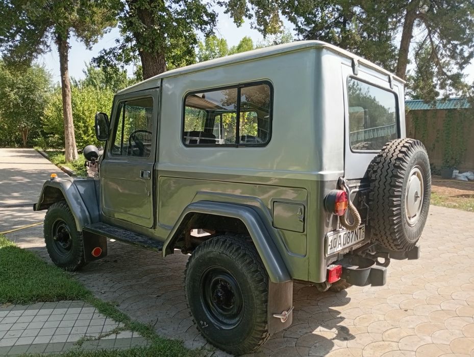 Uaz Vilis zoʻri.