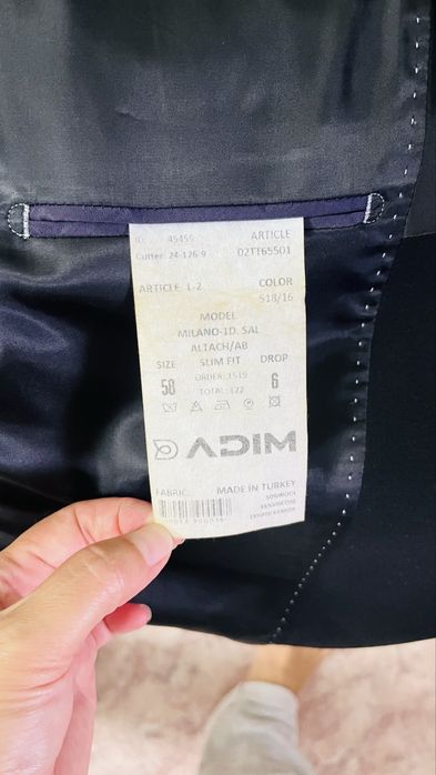 Продам мужской костюм