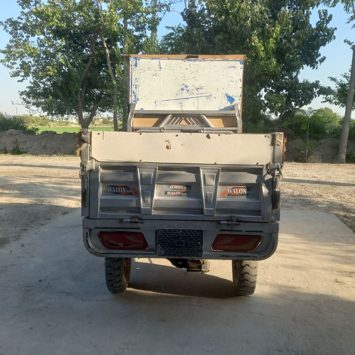 Holati yaxshi narxi 5,000,000mln kami bor