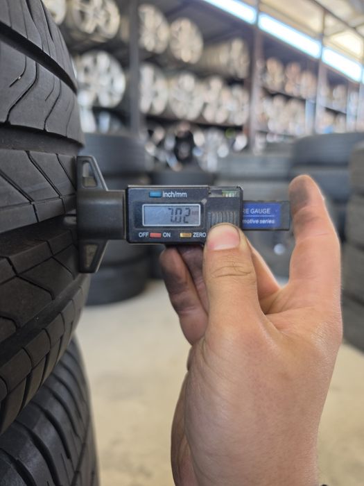 2 Броя 215/55/18 Continental 7mm 24dot