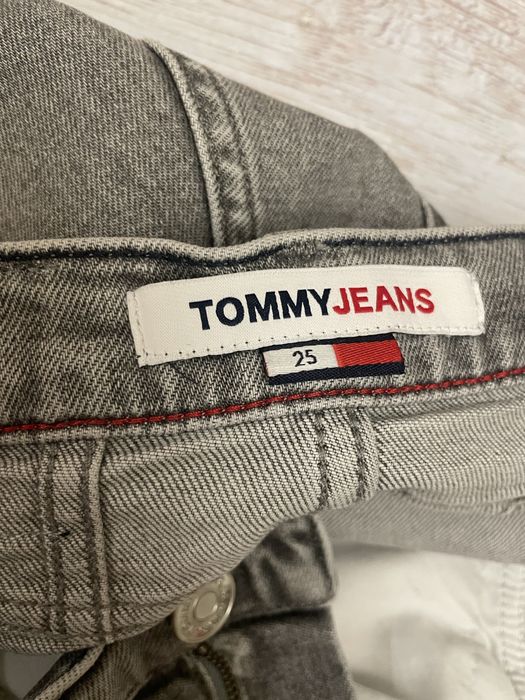Шорты Tommy Jeans