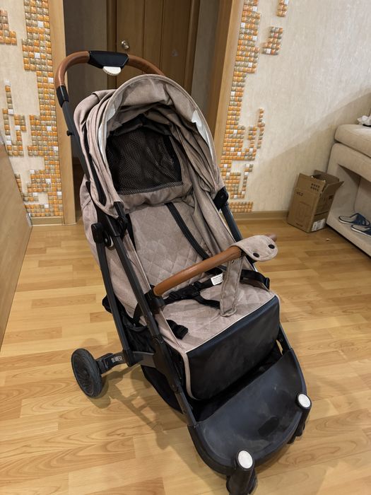 Продам детскую коляску