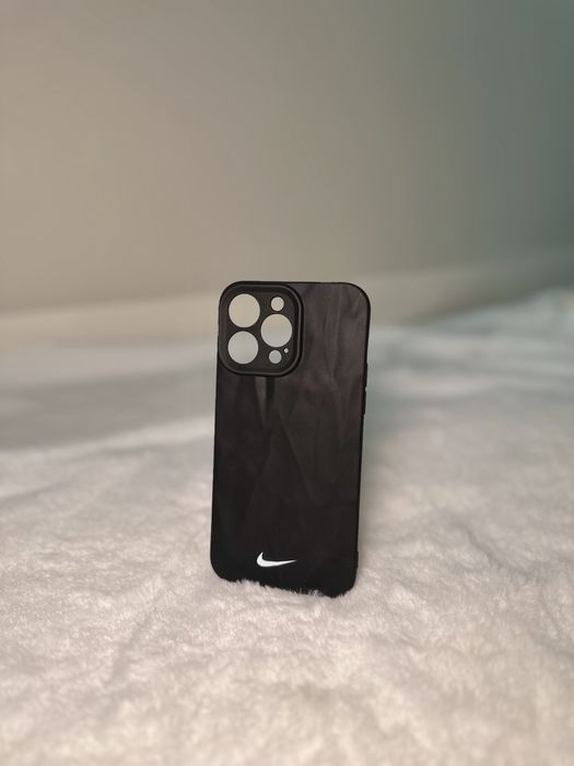 Новые чехлы на разные модели iPhone по 500 тг
