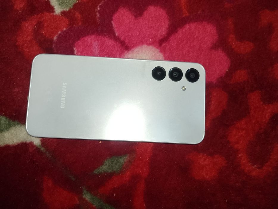 Vand Samsung a 16 128 4 ram