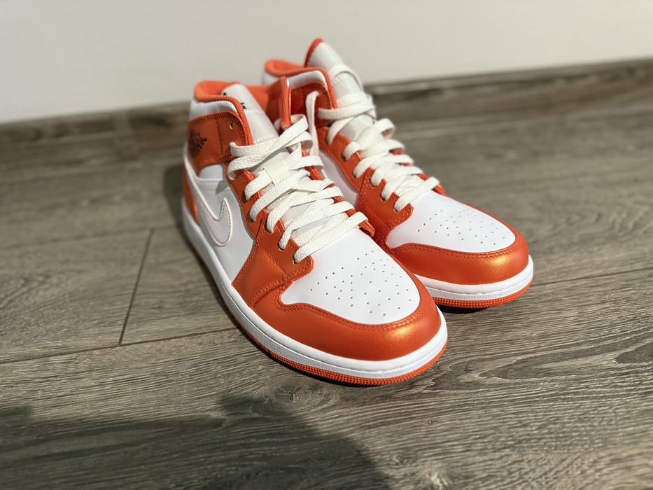 Adidasi Nike Air Jordan 1 Mid SE "Metallic Orange,noi.