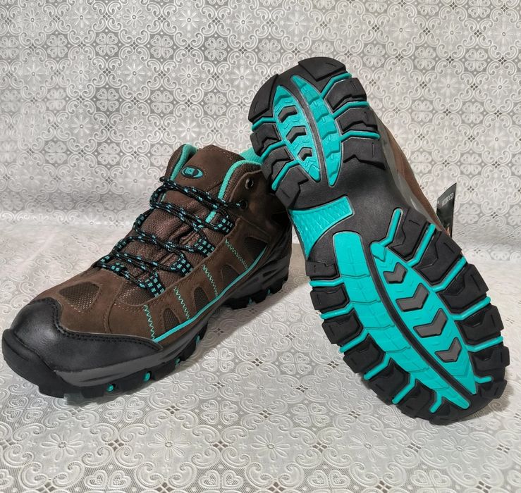 Bocanci munte, drumetie, trekking shoes marime 40