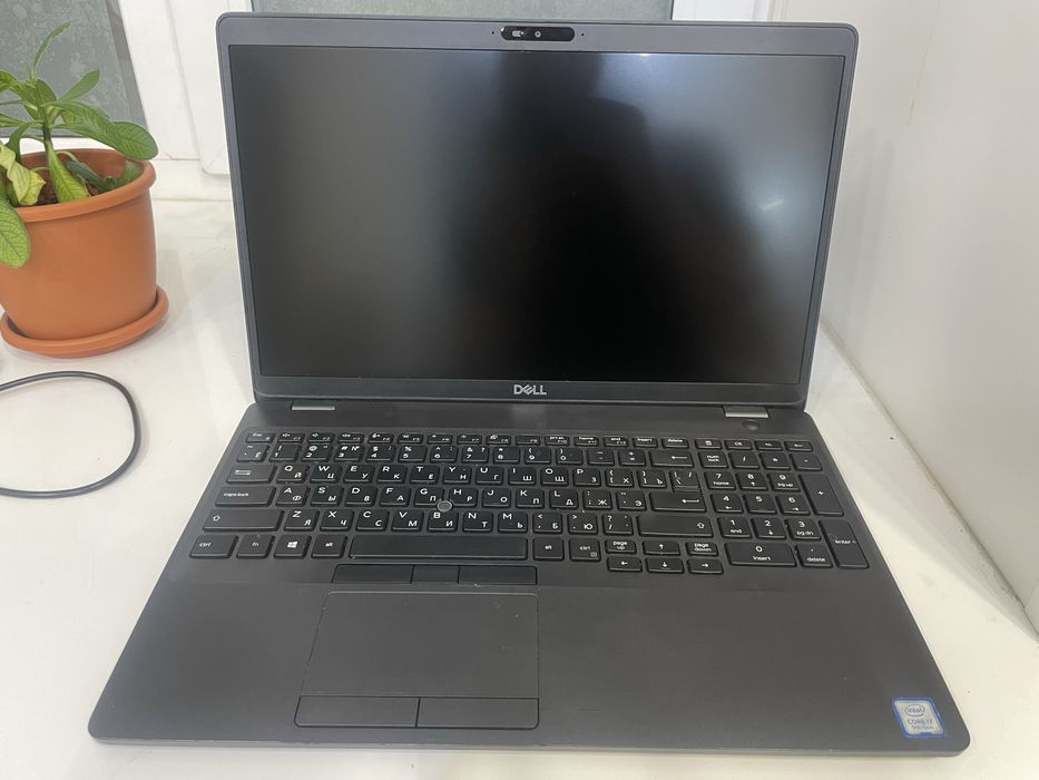 Бизнес ноутбук Dell Precision 3541