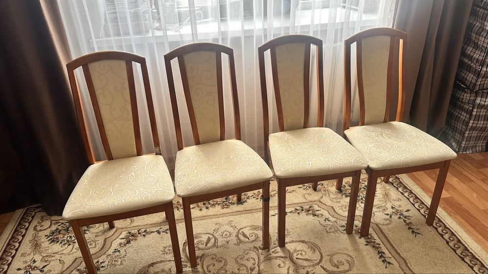 Продам стулья 4шт