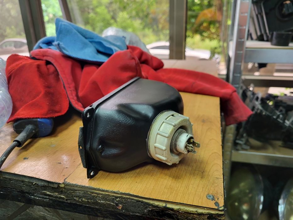 ПРЕНИКЕЛИРАНЕ на рефлектори на ретро автомобили prenikekirane