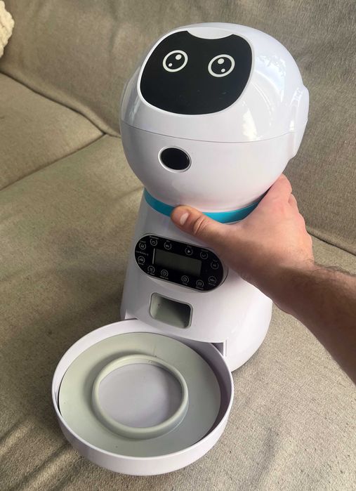 Aparat hranire automata pisici caini mici functional USB