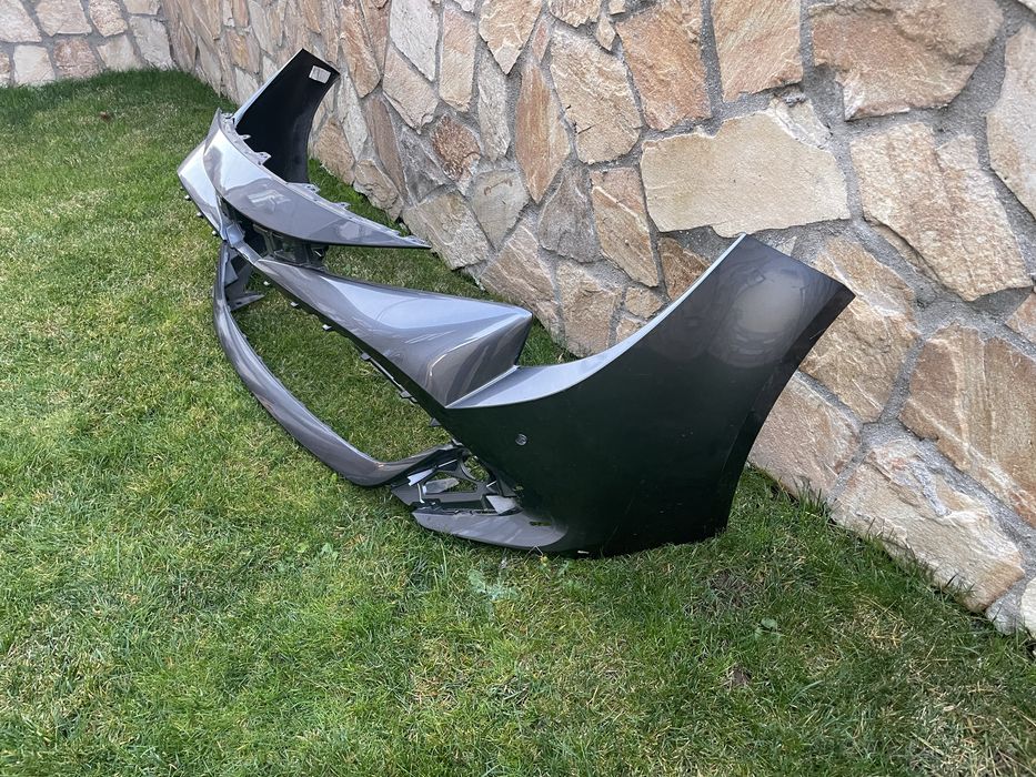 Броня предна за тойота корола е210 от 2018г