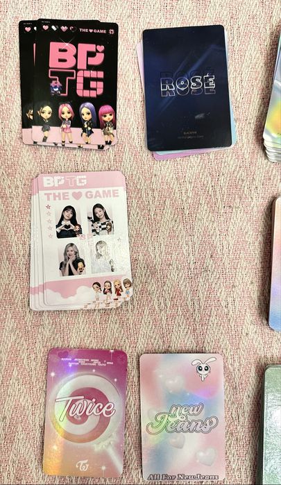 Продаю K-pop карточки популярных групп
