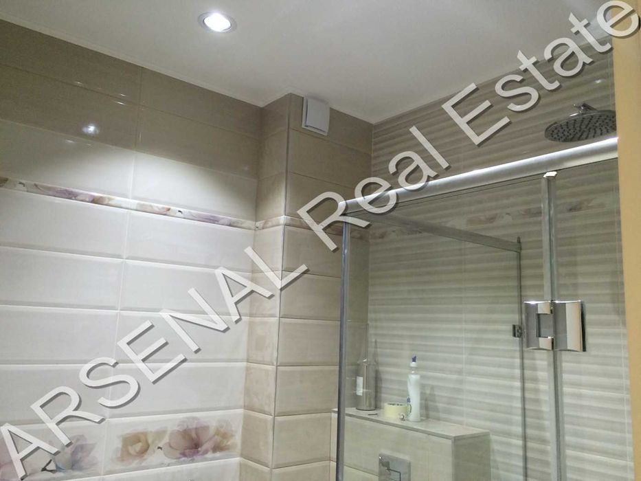 Дава се под наем Двустаен апартамент в София, Изгрев - 77 кв.м за 650 € - Снимка #3