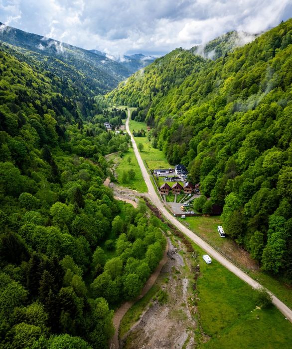 Brașov Zărnești Plaiul Foii complex turistic cabana munte pensiune